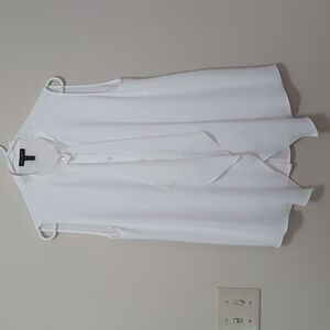 ESCADA All White Ruffle Sleeveless Button Down Top